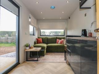 Caban - Llanfaelog - 8