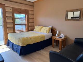 Bear's Claw Lodge - Cache Creek - 5