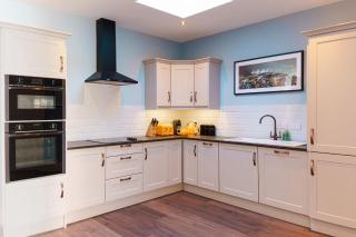 JB O Sheas self catering pub - 3