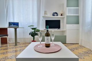Central Wi-Fi Climate near the sea - We Host You - Porto SantʼElpidio - 9
