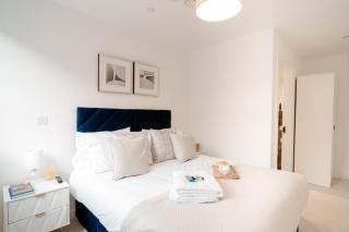 Parking Spacious City Pad WiFi Family Contractors - Birmingham - 6