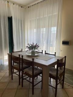 Villa Marisa - - 2