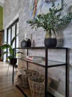 Scenic Mountain & Winelands views, Modern Design - Tygerberg Hills - 8