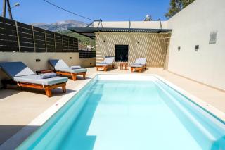 Veneto Luxury Residence - Kerásia - 9