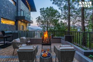 StayVista at Dos - The Himalayan Den with Jacuzzi - Kasauli - 8