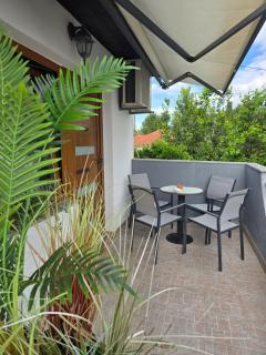Apartments Lola - Biograd na Moru - 4