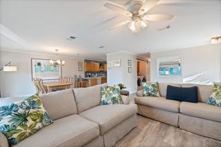 Manati Manor- Unit 1U At 7213 Flood Reef By Pkrm - Pensacola - 2