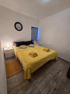 Apartments Lola - 7