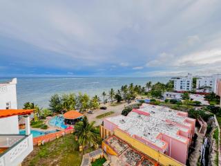 Kuzuri Kwetu Beachfront Apartments - Mombaça - 0