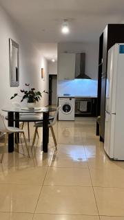 FP Spinola Whole Apartment - FREE WI-FI - St Julian's - 7