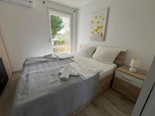 Lijepi Otok Apartment B2 - Povljana - 2