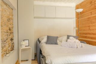 Mairie Lyon 2 LBRomantic ambience with whirlpool baths - Collonges-au-Mont-dʼOr - 6