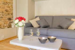 Mairie Lyon 2 LBRomantic ambience with whirlpool baths - Collonges-au-Mont-dʼOr - 1