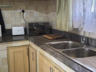 Belbev Apartments - Kampala - 2