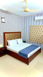 E Town Room Guest House Karachi - 5