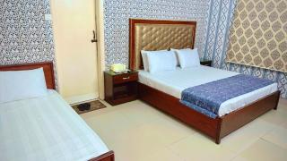 E Town Room Guest House Karachi - Karachi - 3