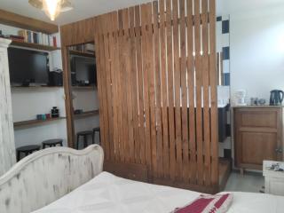 Chez Nine, chambre indépendante avec terrasse - Sénas - 6
