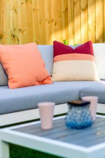 Riverside Escape near Hagley Park and Hospital - Christchurch - 1