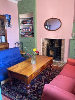 Beautiful sunlit room, 2 mins from beach, private garden - Bridlington - 2