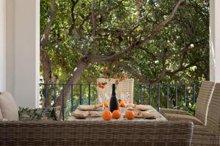 Casa Del Sol Villa by Hostlovers - Marbella - 4