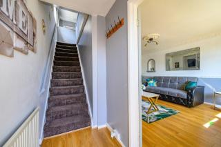 51VL For your Stylish and Relaxed Stay with Free Parking and Free WiFi - 1