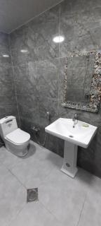 Apartment House - 5