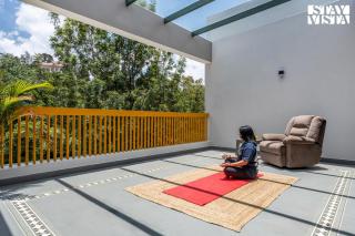 StayVista at Villa Aruvi with Bonfire, Lawn - 8