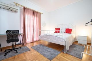 Spacious 3-Bedroom Apartment in Neos Kosmos by ΜΡS - 3