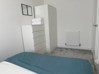 Modern 3 bedroom home in Exeter - Exeter - 2