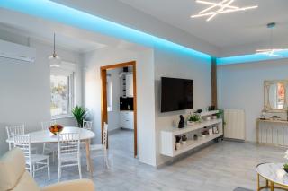 Nafsika's Cozy Apartment - 4