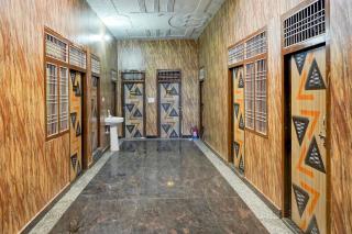 SPOT ON GANGA HOTEL - - 1