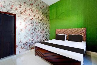 SPOT ON GANGA HOTEL - - 0