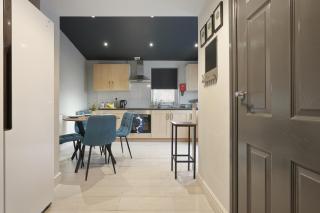Extended Stays Welcome - Sleeps 11 - FREE Parking - Hosted by HG Horizon Properties - Doncaster - 4