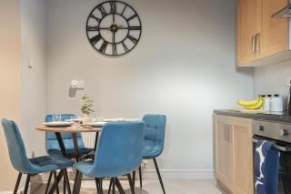 Extended Stays Welcome - Sleeps 11 - FREE Parking - Hosted by HG Horizon Properties - Doncaster - 2