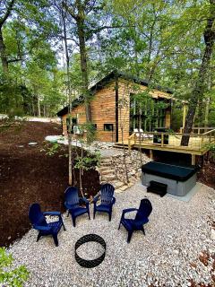 NEW! Cedar Hill Cabin • 2bed •2bath•Hot Tub - Marble Falls - 0