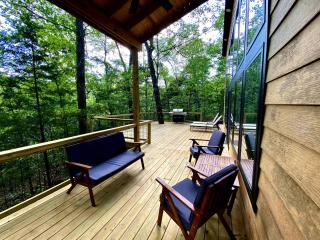 NEW! Cedar Hill Cabin • 2bed •2bath•Hot Tub - Marble Falls - 2