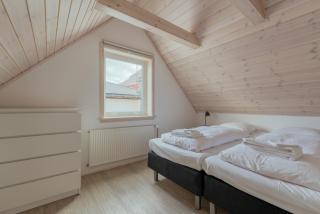 2BR House with Scenic Views - Parking - Klaksvík - Klaksvík - 7