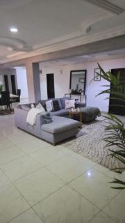 Gracious Stays - Freetown - 6
