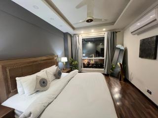 Elysium Tower Executive Apartments Opposite Centaurus Mall Islamabad - Islamabad - 6