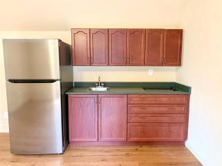 Private Bright Coach House - Near Pearson Airport & Downtown Toronto - Brampton - 6