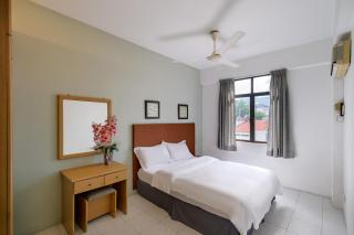 3-Bedroom Stay at Macalister Road & Georgetown, Noble Villa Penang - George Town - 4