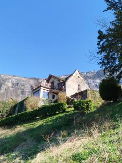 Bohemian holiday home with lake view - Aiguebelette-le-Lac - 9