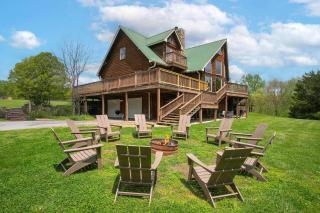 Secluded 18-Acres with Pool Hot Tub Pool Table - Fairview - 4
