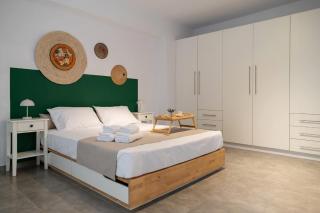 Central Lumiere Heraklion Apt w Parking - Heraklion - 0