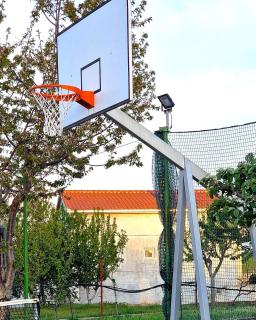 Villa Ana with a private pool on a 3000m2 property - 2