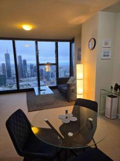 Melbourne's Premium on Collins - Melbourne - 6