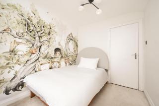 Relax & Recharge at Cozy Paddington, King Bed - London - 7