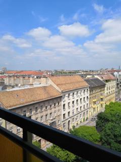 Studio with panoramic view as far as the Castle - Budapest - 3