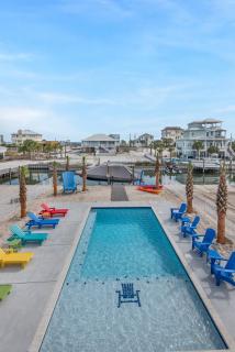 Blue Chair by Gulf Coast Getaways - 6