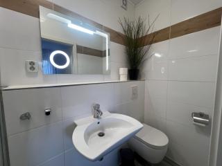 Feel Good Zimmer & Appartements - 8